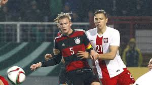 (born 12 apr, 1996) defender for southampton. Resmi Southampton Angkut Jan Bednarek Goal Com