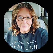 Wendy Estelle's Instagram, Twitter & Facebook