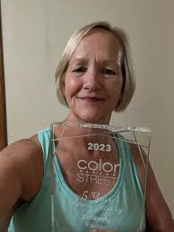 Kim Farrar's Instagram, Twitter & Facebook