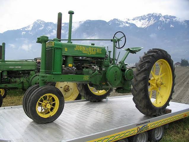 John Deere B Tractor