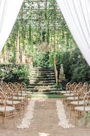 Glamorous Hawaii Wedding At Haiku Mill In Maui Outdoor Wedding Venues Outdoor Wedding Hawaii Wedding