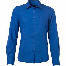 Trouvez des photos de banque d'images de haute qualité, que vous ne trouverez nulle part ailleurs. Soldes Chemise Femme Bleu Roi En Stock