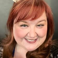 Lesley Lambert's Instagram, Twitter & Facebook