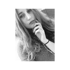 Julia Kaufmann (@juliaa_kaufmann)