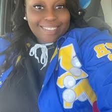 Angela Grizzard's Instagram, Twitter & Facebook