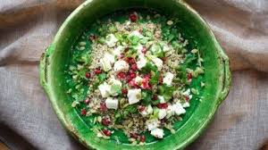 Salade De Quinoa Feta Et Menthe Facile Salade De Quinoa Salade Quinoa Feta Graine De Courge