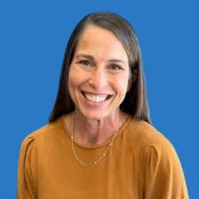 Andrea Bray's Instagram, Twitter & Facebook