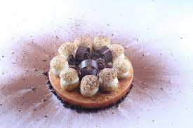 Choux Choux Chocolat Duo Vanille Sable Bavaroise Vanille De Madagascar Ganache Chocolat Noir Mexi Ganache Chocolat Noir Vanille Madagascar Vanille De Tahiti