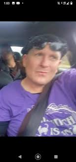 I Copy&paste this is from a different group because it was not sharable  ...not my ride )⚠️ WARNING ⚠️ Please DO NOT get in the vehicle with this  person. His name is