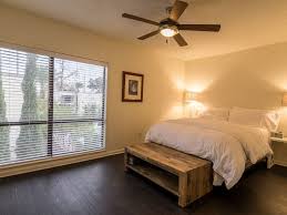Two Bedroom One Bathroom Suite In Central Austin 119 Avg Night Brentwood Amenities Include Pets Welcome Two Bedroom Suites Two Bedroom Bedroom Suite