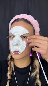 Natalie Hefnerova Fitlo