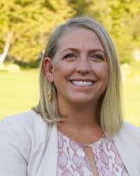 Elan Halpern's Instagram, Twitter & Facebook