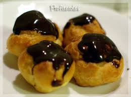 Profiteroles Au Chocolat Recette Ptitchef Recette Recette Dessert Profiteroles Recette