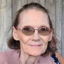 Alex Silvey's Instagram, Twitter & Facebook