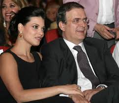 Joven de 18 años mata a cuchilladas a 3 bebés y 2 adultos tras invadir guardería en brasil. La Esposa De Marcelo Ebrard Roba Las Miradas Por Su Belleza En Cena De Gala Con Amlo