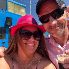 Looking for some one to put extraction fan in my kitchen over my cooker  please, wall will need to be drilled to put pipe out???can anyone recommend  some one