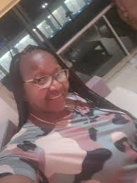 Hi I'm Linda and new here, I'm 64 and live in Boca Raton Fla.