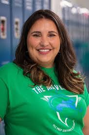 Justine Wood's Instagram, Twitter & Facebook