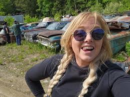 Dennis Arney's Instagram, Twitter & Facebook