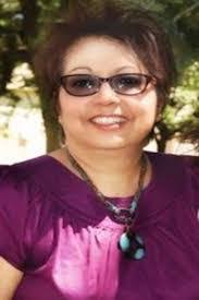 Loretta Salas's Instagram, Twitter & Facebook