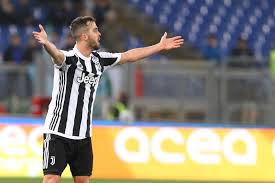 Jun 12, 2021 · pjanic is a backward step for our midfield. Juventus Turin Miralem Pjanic Legt Sich Fest Barca Oder Nichts