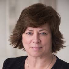 Eleanor Ryan-Jones (@eryanjones)