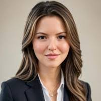 Courtney Glover's Instagram, Twitter & Facebook