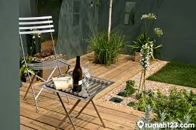 Ada banyak inspirasi desain taman dalam rumah mungil yang bisa anda jadikan pilihan. 9 Desain Taman Indoor Mini Terbaru Rumah Kecil Jadi Asri Rumah123 Com