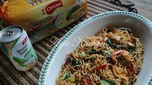 Resepi mee goreng mamak sedap. Mee Goreng Cintan Yang Mudah Dan Sedap Azie Kitchen