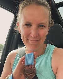 Abby Leach's Instagram, Twitter & Facebook