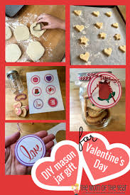 With the right photo, they make the perfect gift. Easy Diy Valentine S Day Mason Jar Gift The Mom Of The Year