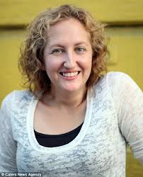 Iowa mother dresses daughter as Snow White, Alice in Wonderland and Red  Riding Hood for professional fairy tale photo shoot by Wendi Riggins