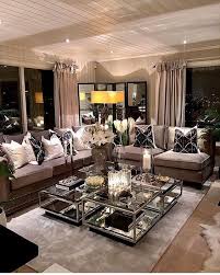 Beautiful Mirrored Multilevel Or Pieced Coffee Table The Mirrored Screen In The Background Finds Big Living Rooms Comfortable Living Rooms Fancy Living Rooms