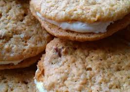 Wait 1 minute and begin to squeeze out cinnamon filling onto pancake. Steps To Make Favorite Vickys Easter Carrot Cake Sandwich Cookies Gf Df Ef Sf Nf Looking For Easy Dinner For One Recipes