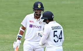 Gavaskar played as an opener taking the burden of opening the innings when the pitches were. Mg Tqyojdulbbm