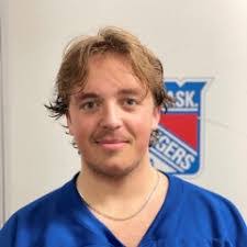 Carter Breen's Instagram, Twitter & Facebook