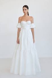 Look no further for your perfect wedding guest dress to the most blissful event of the year, whether you've been invited to a summer beach ceremony or attending a white winter wedding. 15 Winter Wedding Dresses For Your Festive Big Day Wedding Ideas