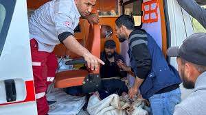 US senators to urge USDA to reinstate canceled local food programs | Reuters