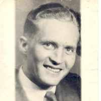 Raymond Cletis Moore (1916–1997) • FamilySearch