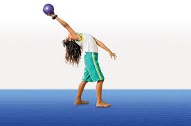 Como usar a bola de ginástica rítmica a ginasta executa uma rotina delicado e apaixonado com o aparelho bola na ginástica rítmica. Os Mil E Um Movimentos Da Ginastica Ritmica