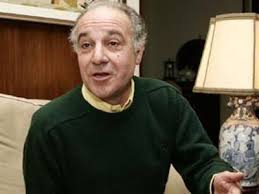 Fui jantar com uns amigos, quem me convidou era também amigo do manuel luís que já faleceu. Queremos O Rui Oliveira E Costa Fora Do Programa O Dia Seguinte Pagina Inicial Facebook