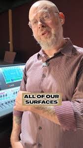 Marcus Bragg's Instagram, Twitter & Facebook