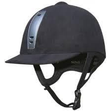 Een Cap Beschermt Je Hoofd Als Je Van Een Paard Afvalt Paarden Paardensport Suede