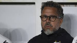 Dois integrantes renunciam ao Comitê de Gestão do Santos