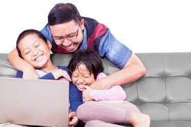 Peranan ibu bapa.secara umumnya, peranan ibu bapa dalam mendidik anak amatlah perlu dititik berat kerana anak merupakan aset anda yang paling berharga. 5 Peran Penting Ayah Dalam Mengasuh Dan Mendidik Anak Halaman All Kompas Com