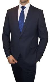 Herren, die den anzug lieber superglänzend haben möchten, wird der anzug aus polyester wahrscheinlich besser gefallen, aber tut euch den die krawatte zur hochzeit ist neben dem plastron das klassische accessoire der wahl zum hochzeitsanzug. Herren Anzuge 2021 56 Sale Jetzt Bestellen Paul Malone Shop