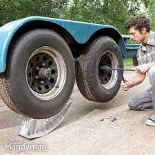 Change A Tire Two Jacks Make It Easy Trailer Tires Trailer Utility Trailer