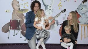 Piotr rubik lyrics with translations: Piotr Rubik Pokazal Corki