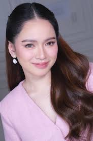 Pretty in pink 💗 prenup makeup...