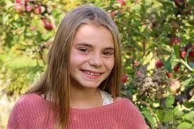 Mackenzie Gross's Instagram, Twitter & Facebook